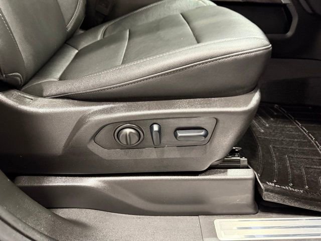Used 2023 Chevrolet Silverado 3500 LTZ w/ LTZ Convenience Package image 21