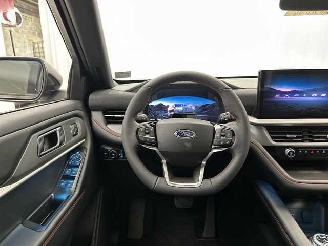 New 2026 Ford Explorer ST-Line w/ ST-Line Street Pack AWD/4WD image 13