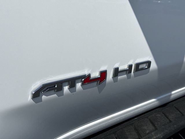 Certified 2022 GMC Sierra 3500 AT4 w/ AT4 Preferred Package AWD/4WD image 33