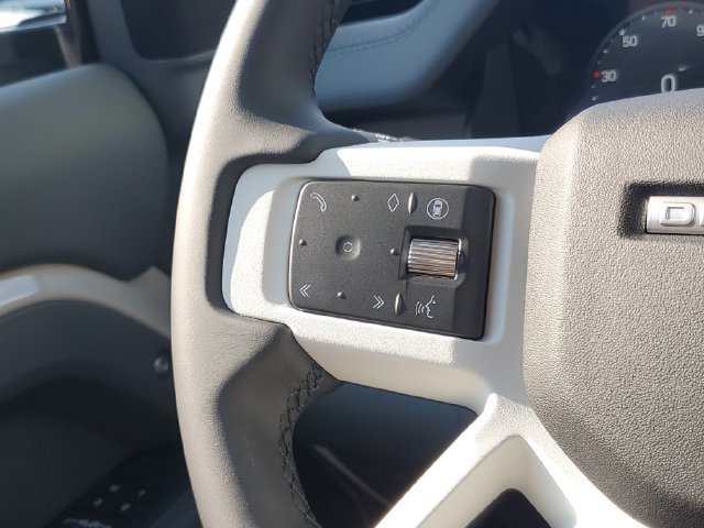 New 2026 Land Rover Defender 110 X-Dynamic SE AWD/4WD image 19