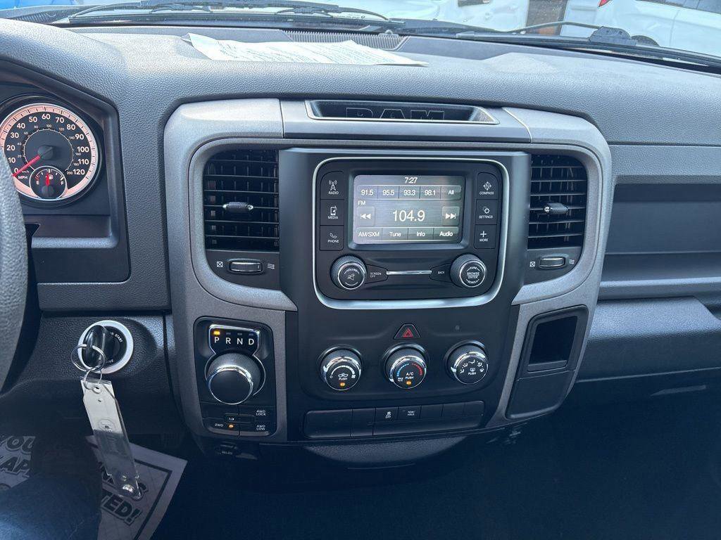 Used 2017 RAM 1500 Express w/ Express Value Package AWD/4WD image 20
