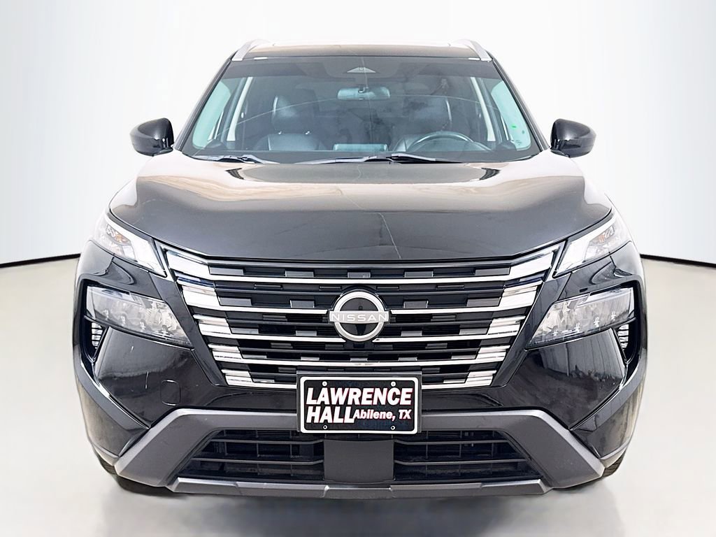 Used 2024 Nissan Rogue SV w/ SV Premium Package FWD image 2