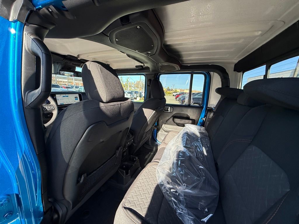 New 2026 Jeep Gladiator Mojave image 24