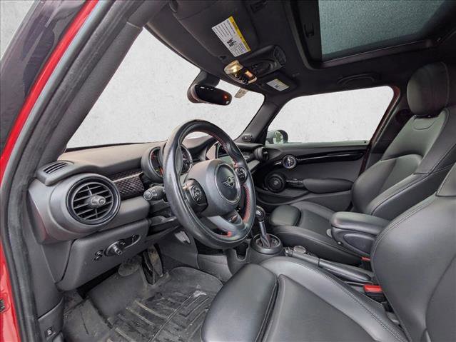 Used 2019 MINI Cooper S image 13