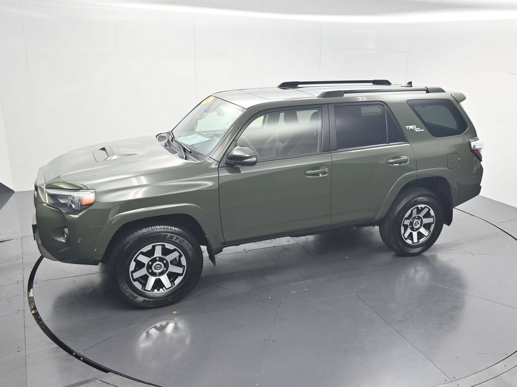 Used 2022 Toyota 4Runner TRD Off-Road Premium AWD/4WD image 57