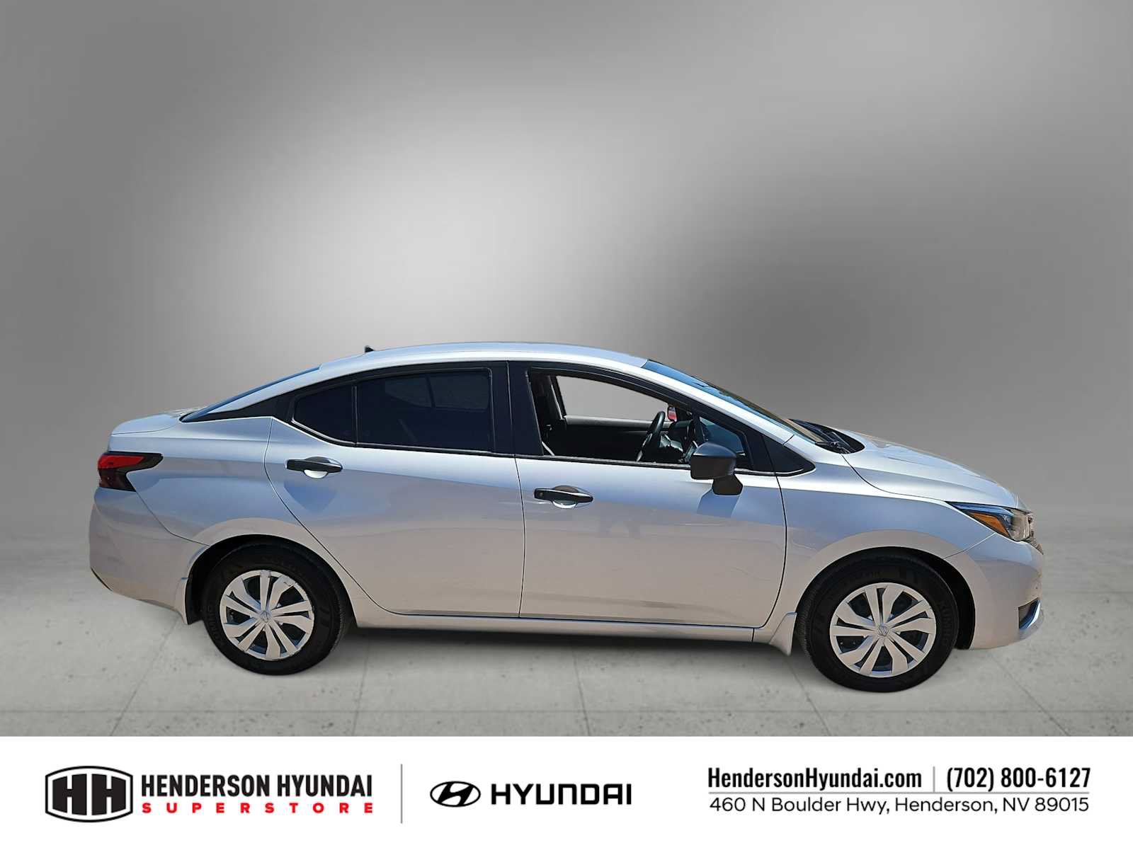 Used 2025 Nissan Versa S w/ Trunk Package FWD image 9
