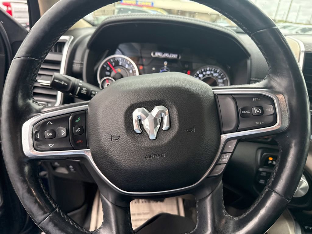 Used 2019 RAM 1500 Laramie AWD/4WD image 14