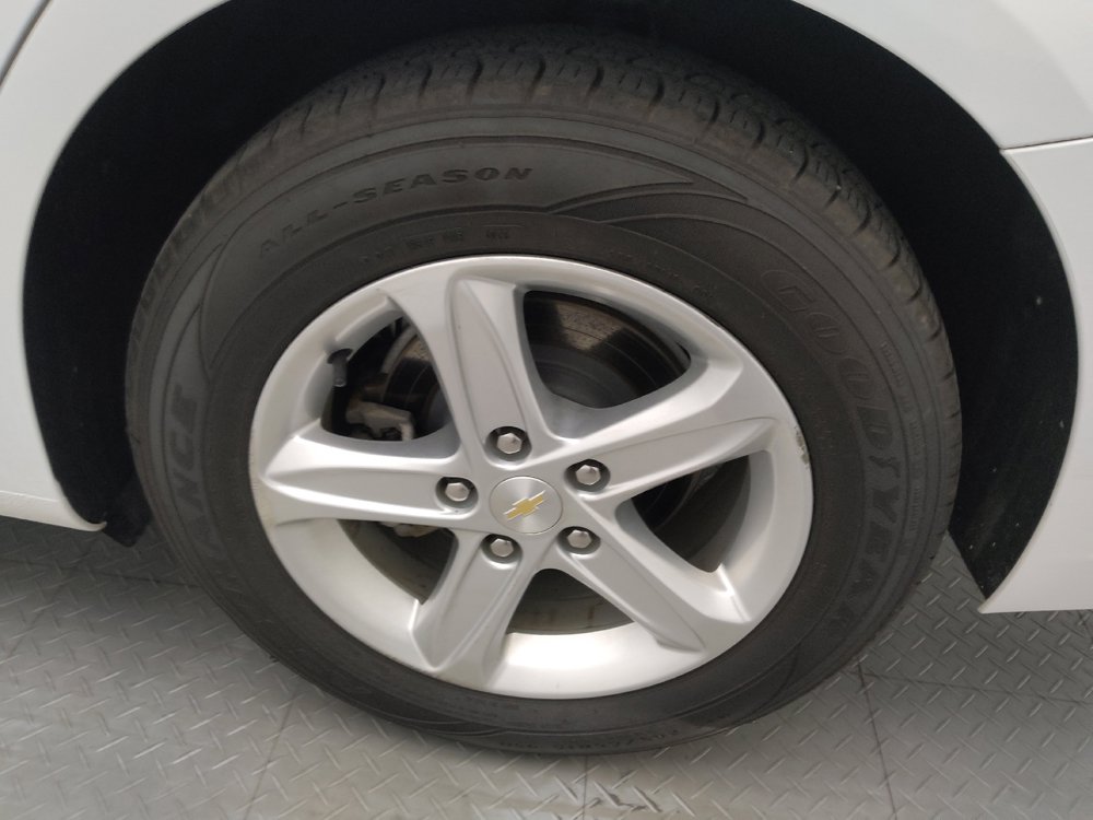 Used 2023 Chevrolet Malibu LS w/ Driver Confidence Package FWD image 31