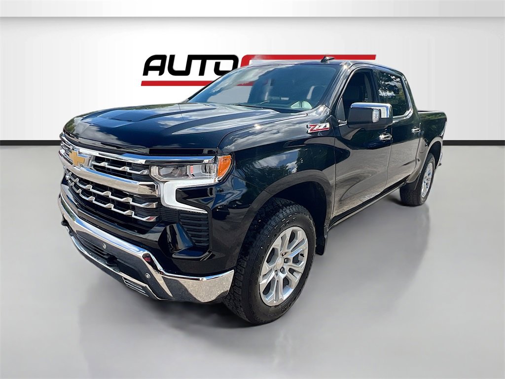 Used 2024 Chevrolet Silverado 1500 LTZ image 3