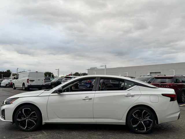 New 2026 Nissan Altima 2.5 SR FWD image 12