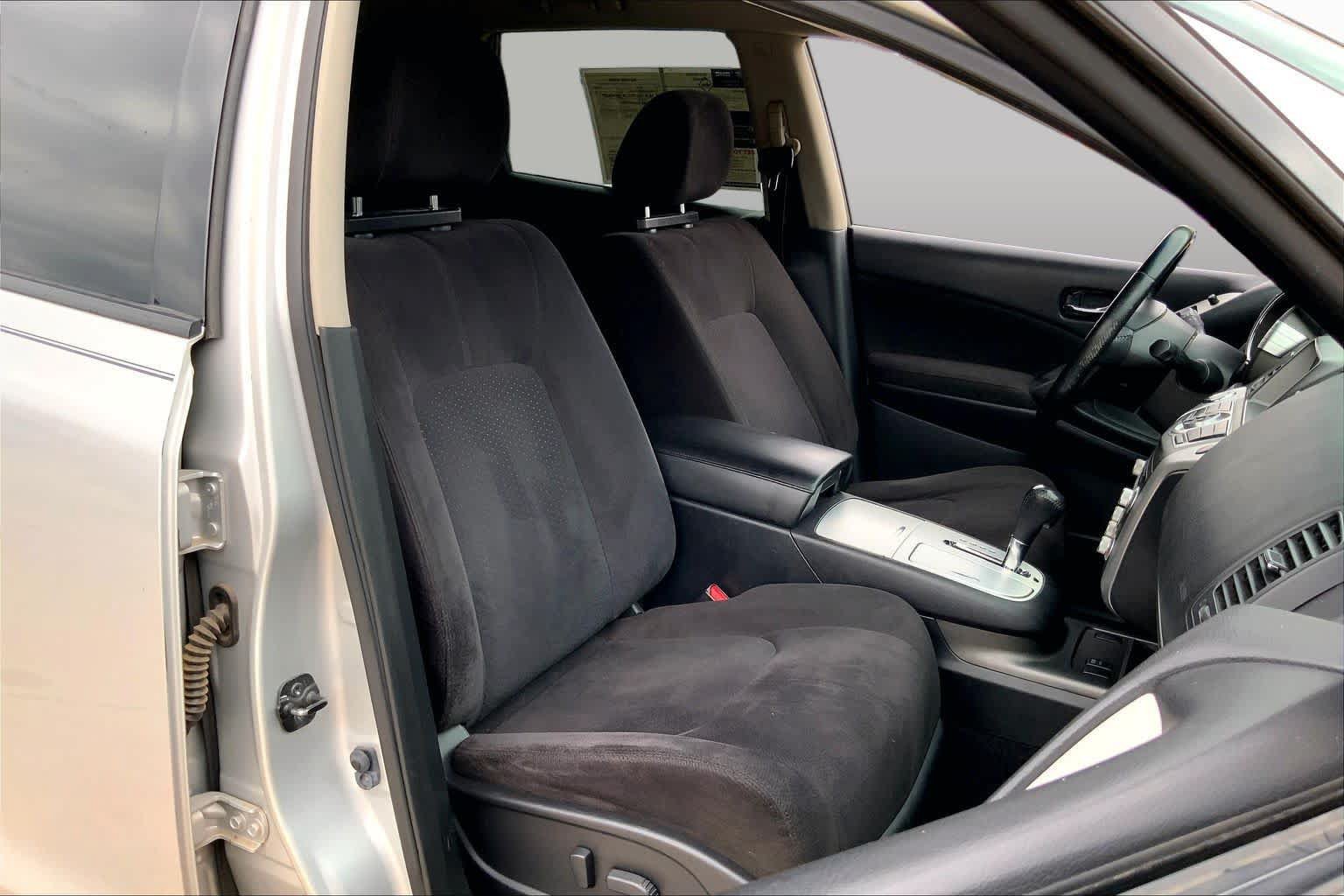 Used 2013 Nissan Murano SV AWD/4WD image 9