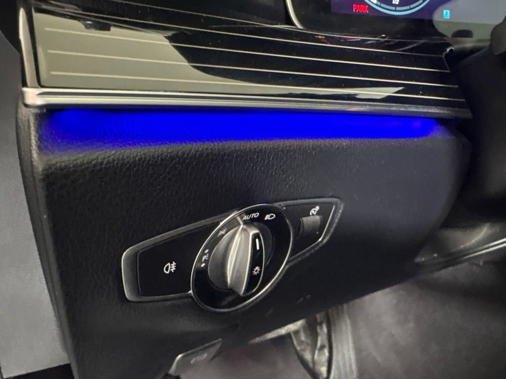 Used 2022 Mercedes-Benz E 350 4MATIC Sedan image 26