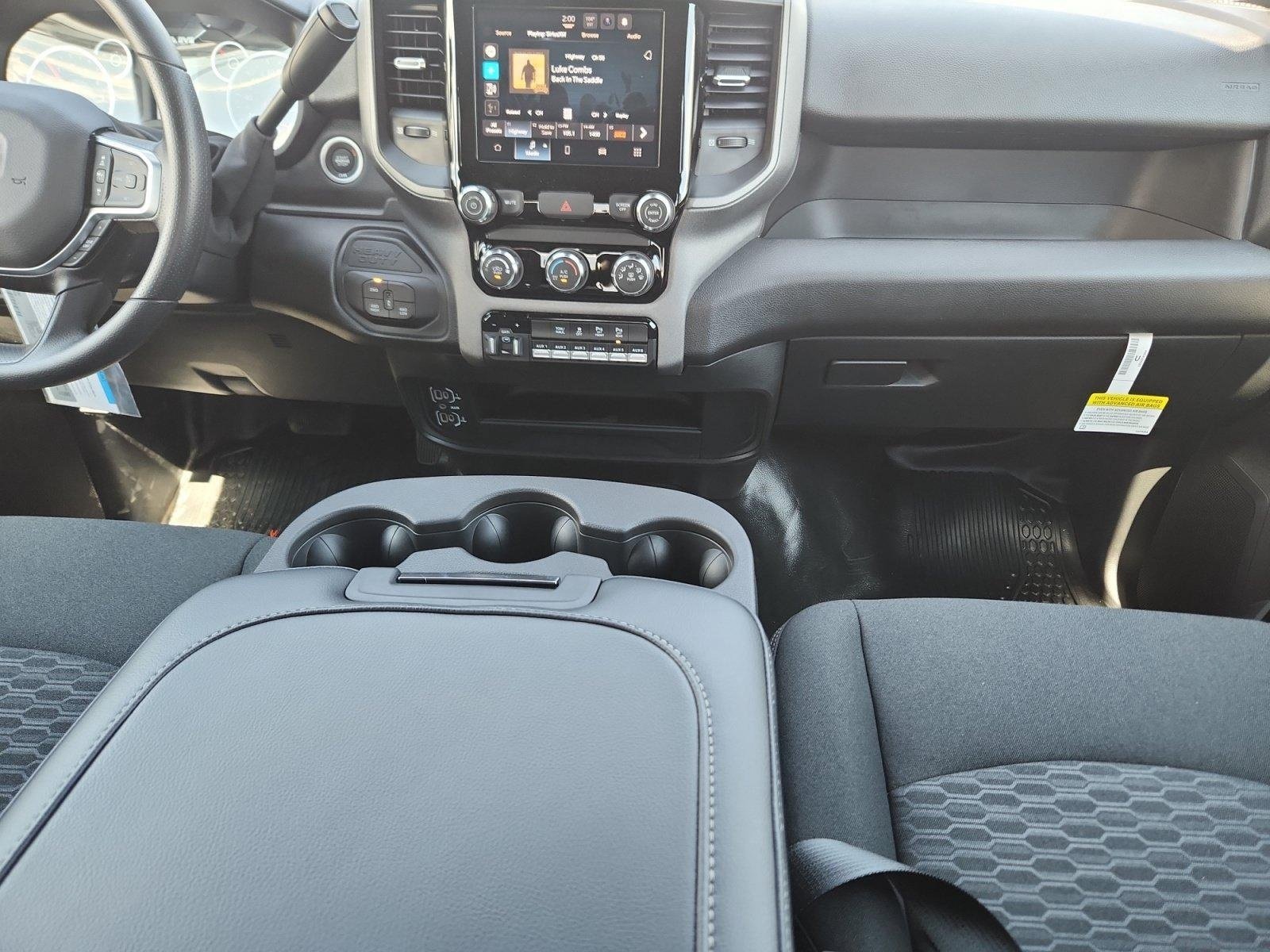 New 2025 RAM 3500 Tradesman w/ Chrome Appearance Group AWD/4WD image 21