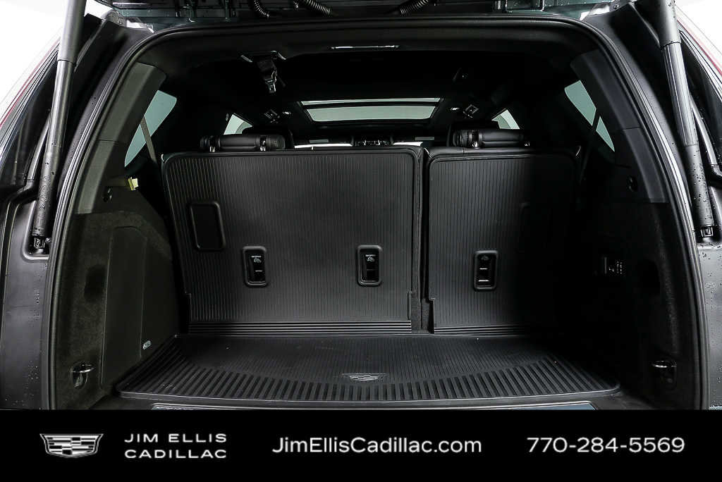 New 2026 Cadillac Escalade Luxury w/ Touring Package AWD/4WD image 34
