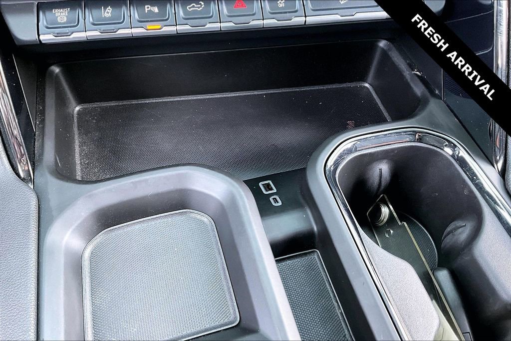 Used 2025 GMC Sierra 2500 AT4 w/ AT4 Premium Plus Package image 16