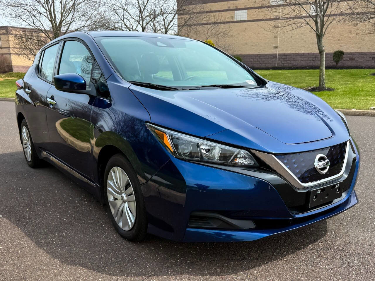 Used 2021 Nissan Leaf S w/ S Charge Package image 3