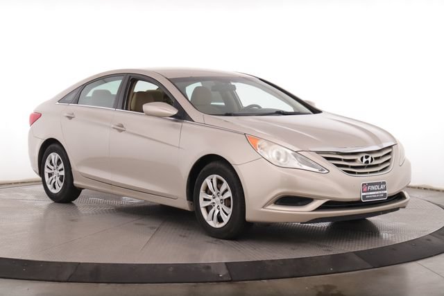Used 2011 Hyundai Sonata GLS FWD image 2