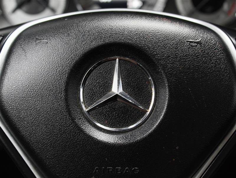 Used 2013 Mercedes-Benz GLK 350 4MATIC w/ Premium 1 Pkg image 12