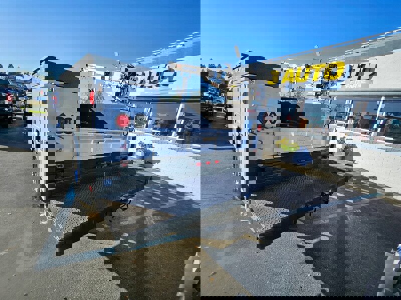 Used 2014 Ford F350 XL w/ Power Equipment Group AWD/4WD image 3