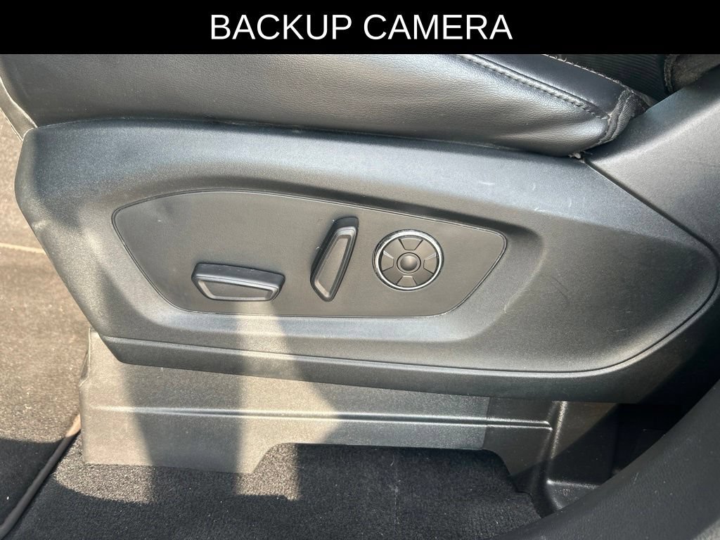 Used 2021 Ford Explorer Platinum w/ Equipment Group 601A AWD/4WD image 12