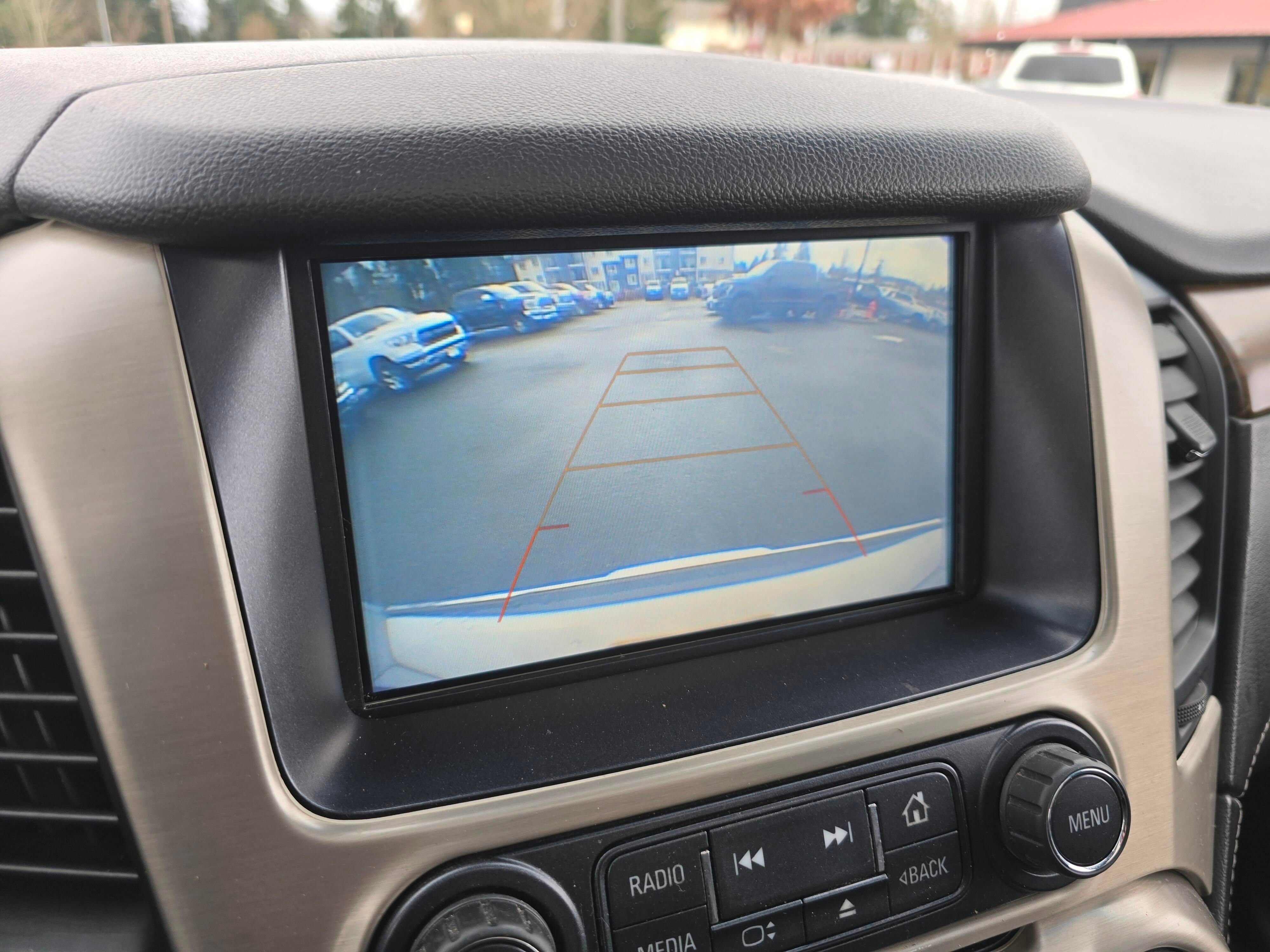 Used 2020 GMC Yukon XL Denali w/ Denali Premium Package image 18