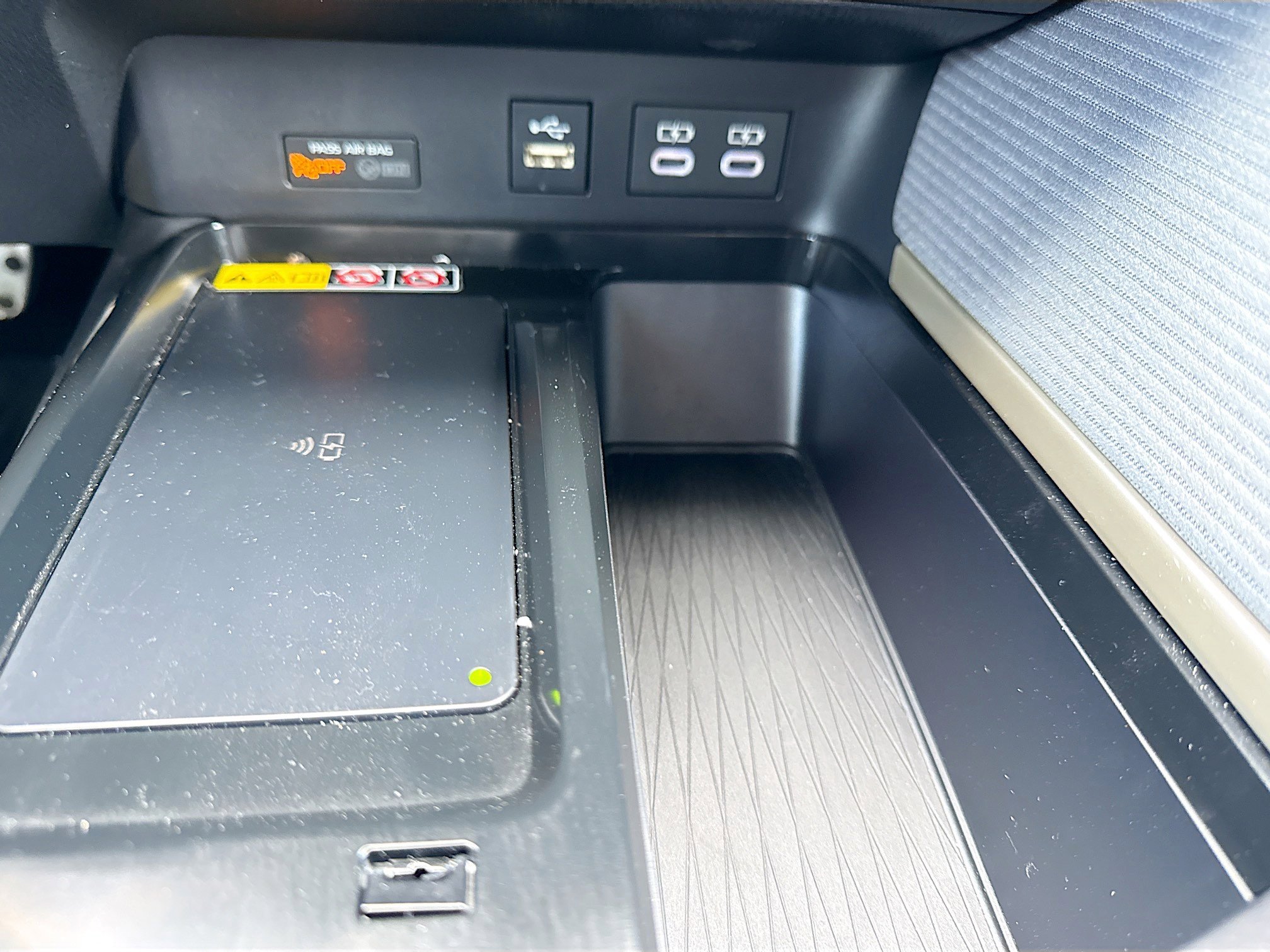 Used 2025 Toyota Camry SE image 28
