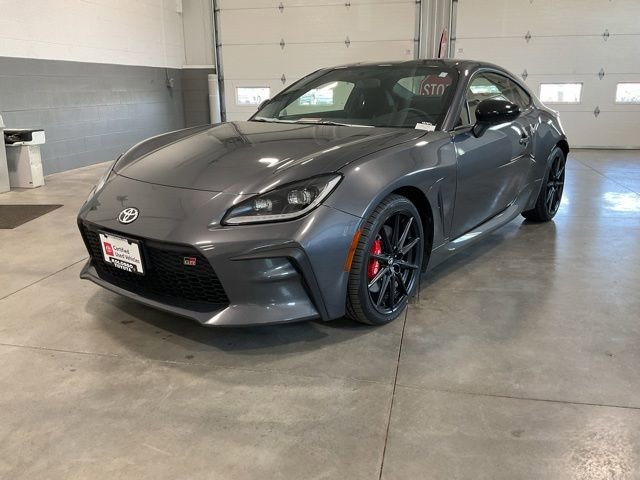Used 2024 Toyota GR86 Premium w/ Performance Package RWD image 3
