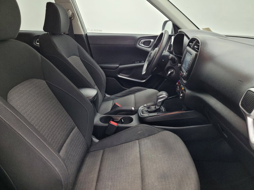 Used 2020 Kia Soul S FWD image 21