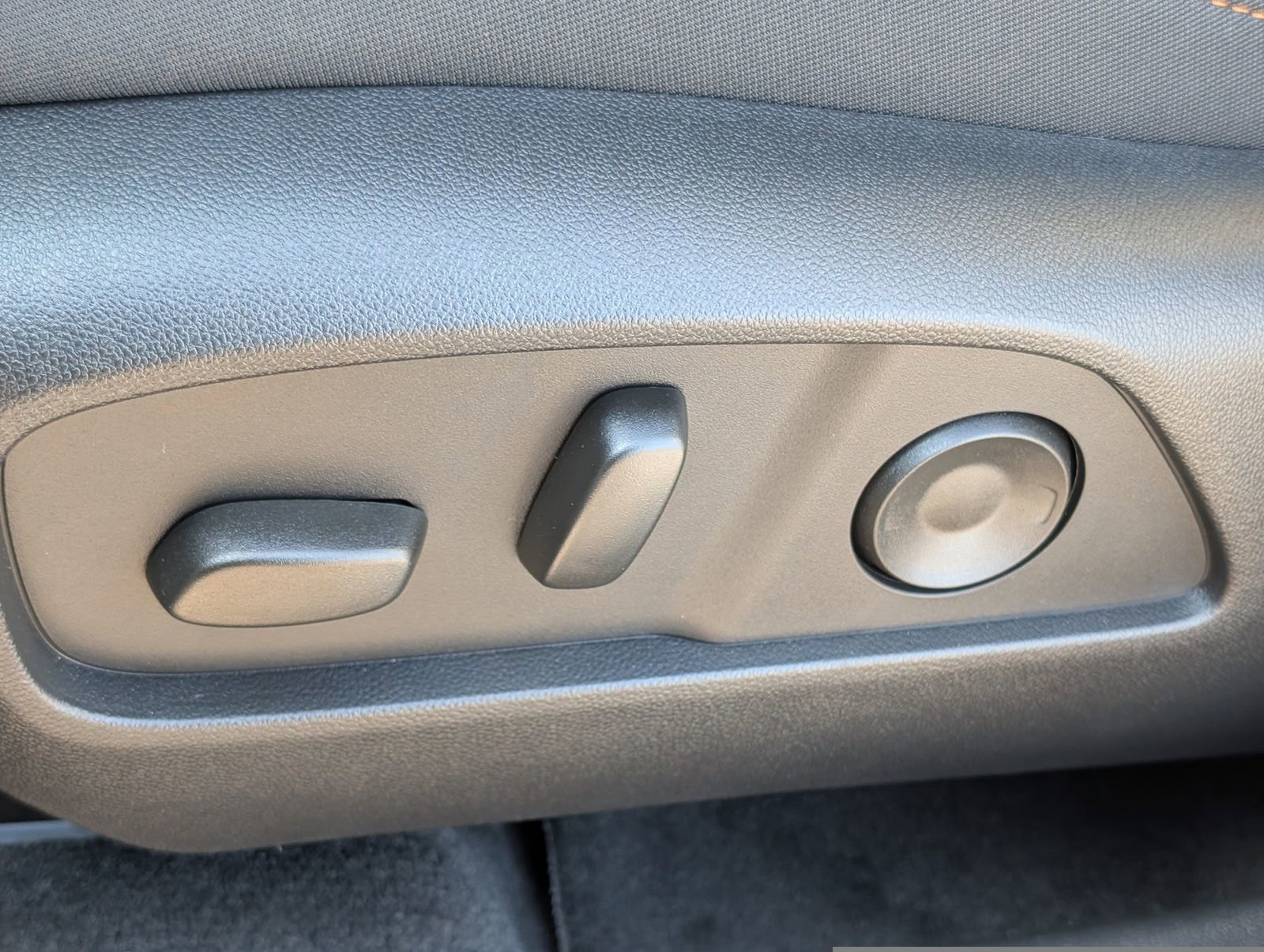 New 2026 Chevrolet Equinox ACTIV w/ Convenience Package III image 20