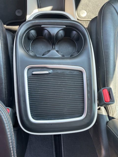 Used 2018 Chrysler Pacifica Touring-L Plus image 14