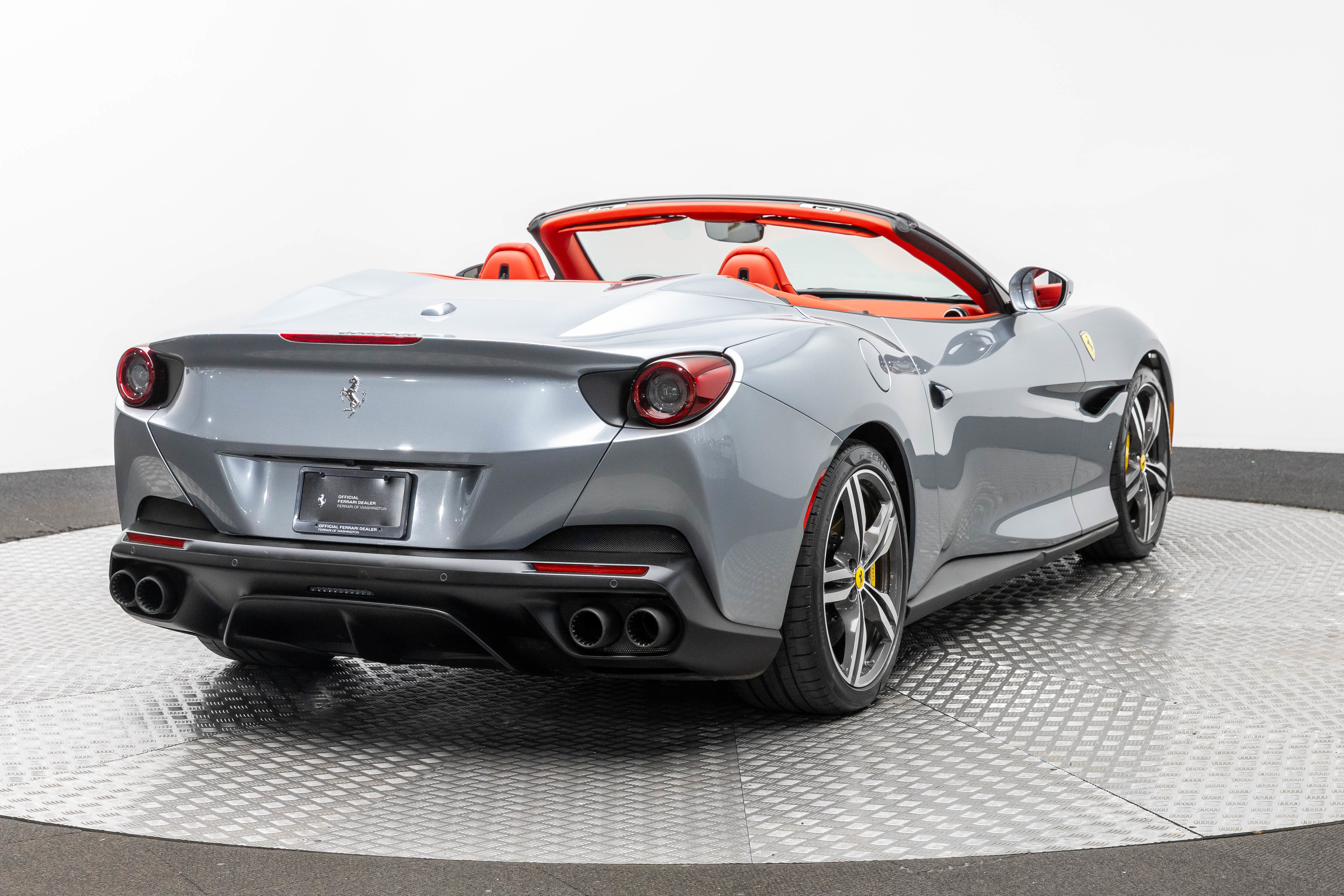Certified 2019 Ferrari Portofino RWD image 7