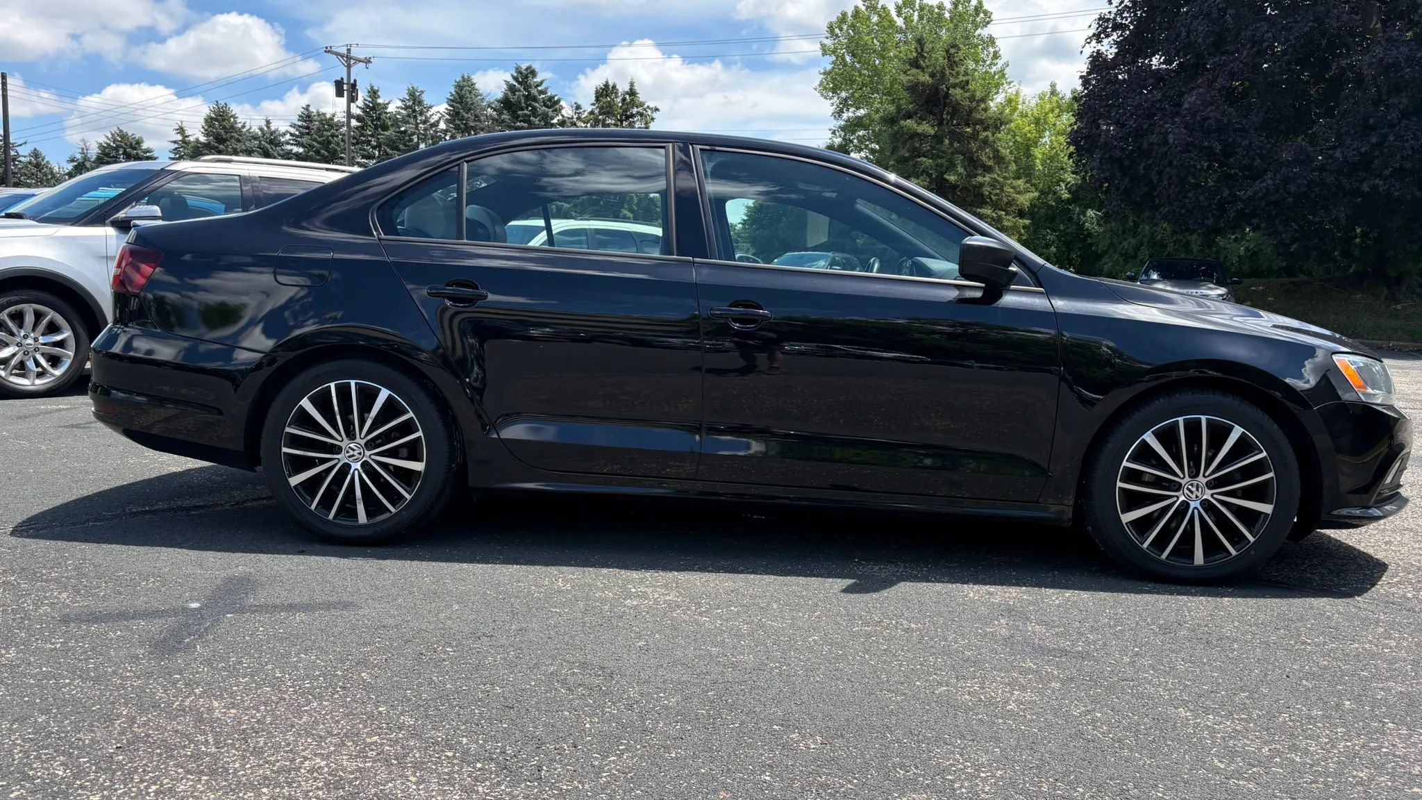 Used 2016 Volkswagen Jetta Sport FWD image 11