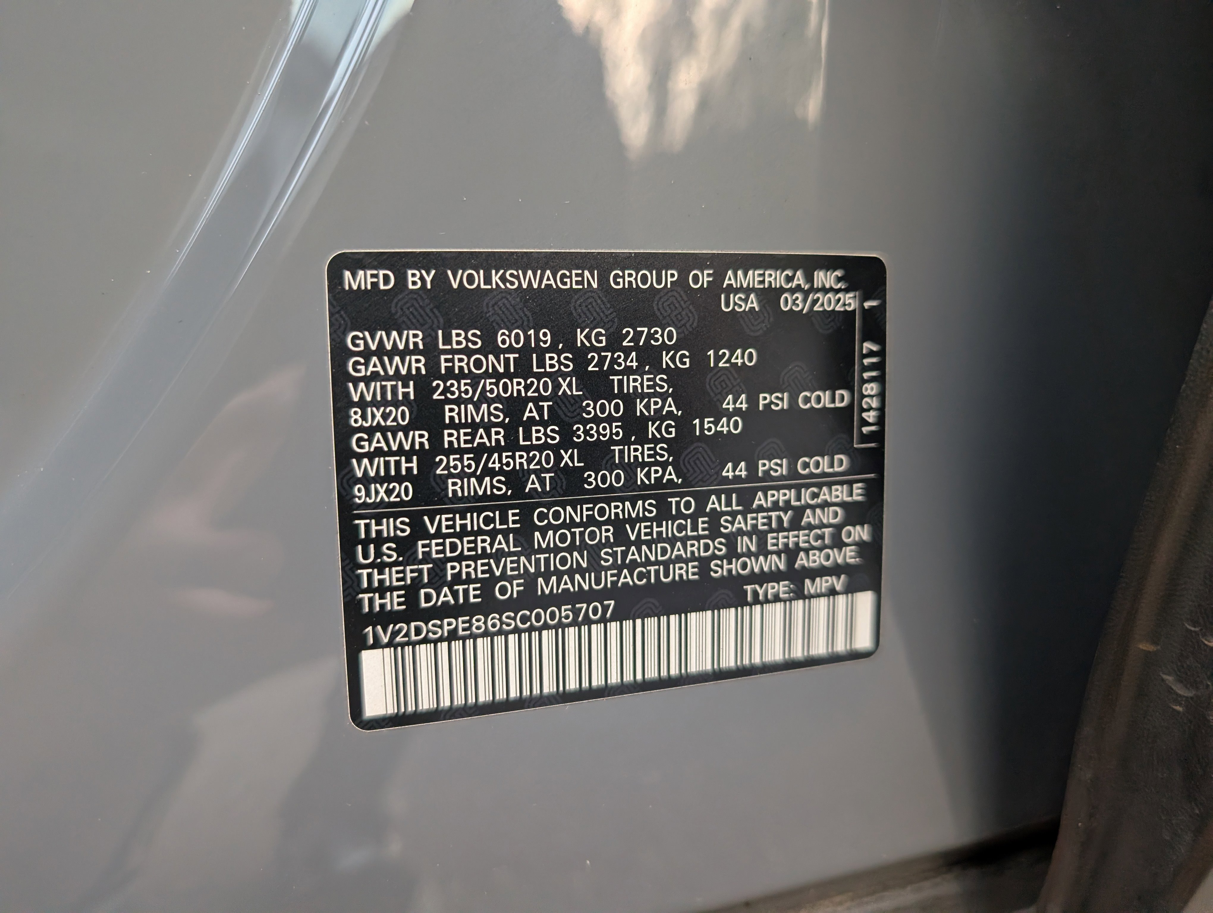 Used 2025 Volkswagen ID.4 Pro image 31