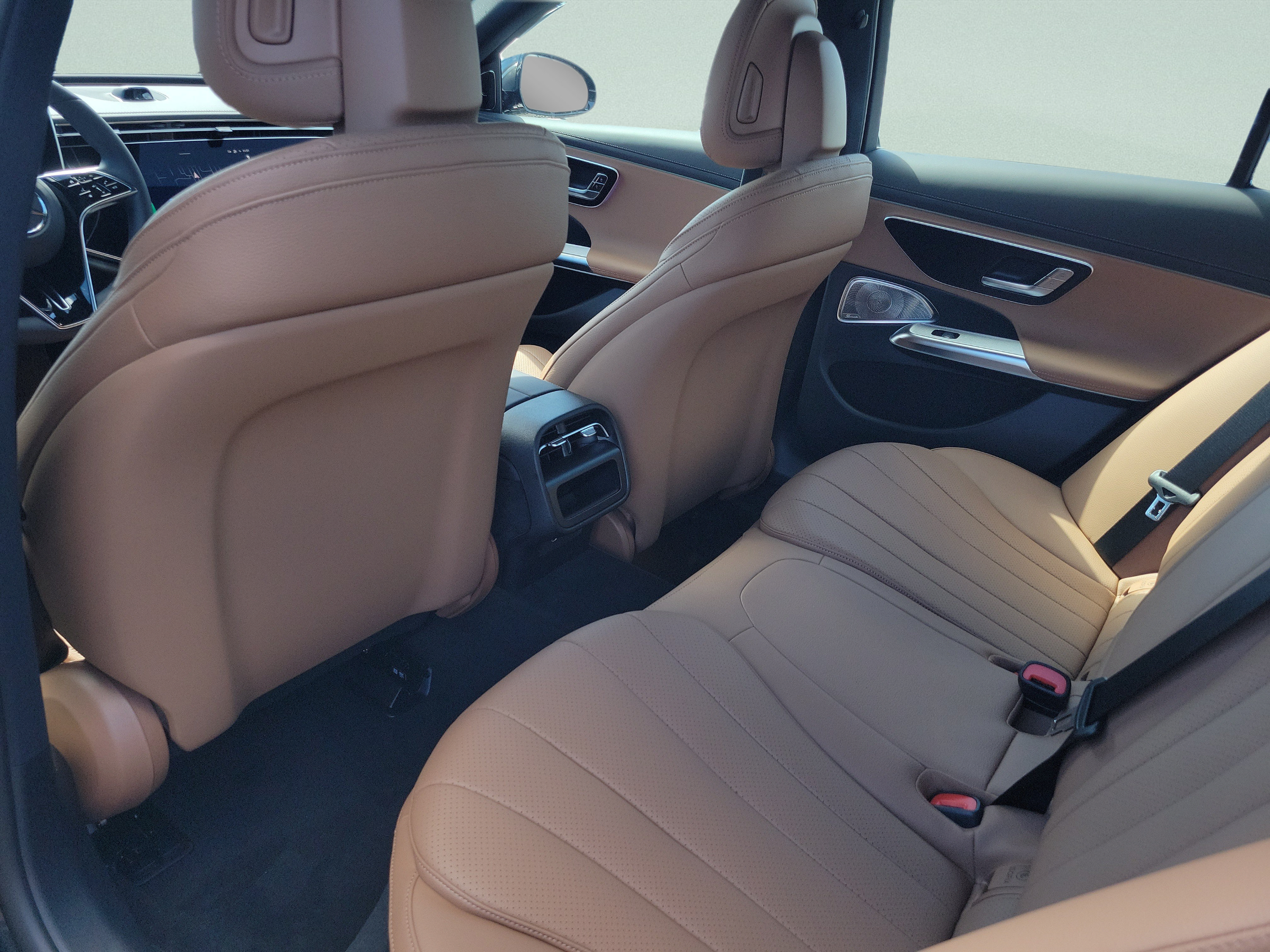 New 2027 Mercedes-Benz E 450 4MATIC Sedan image 10