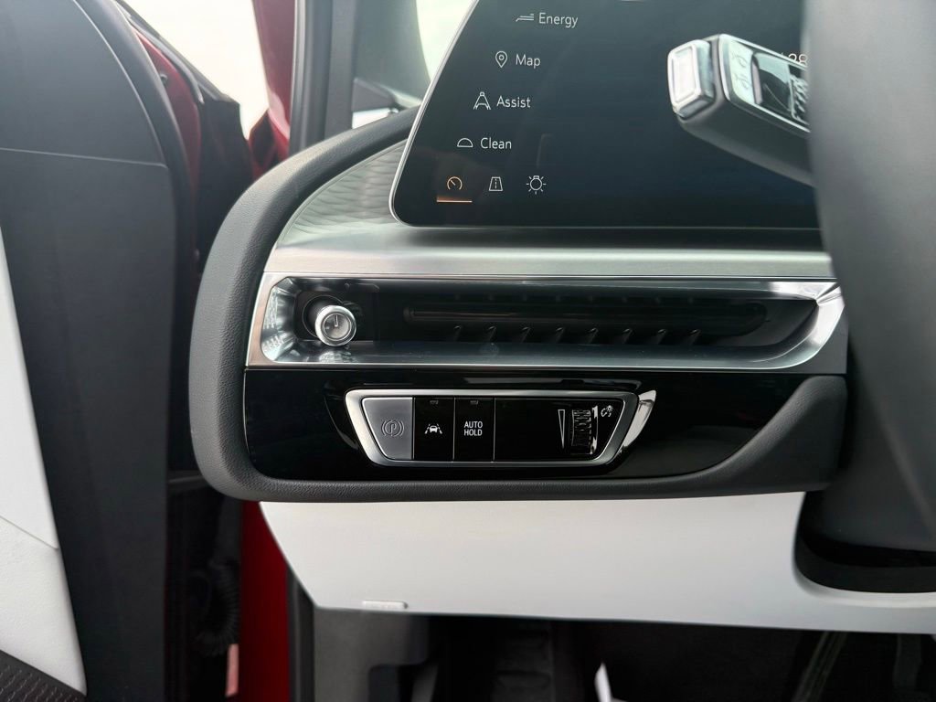 Certified 2024 Cadillac Lyriq Sport w/ LPO, Floor Liner Package image 21