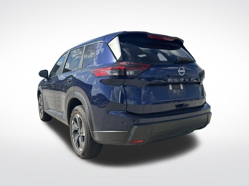 Used 2025 Nissan Rogue SV FWD image 9