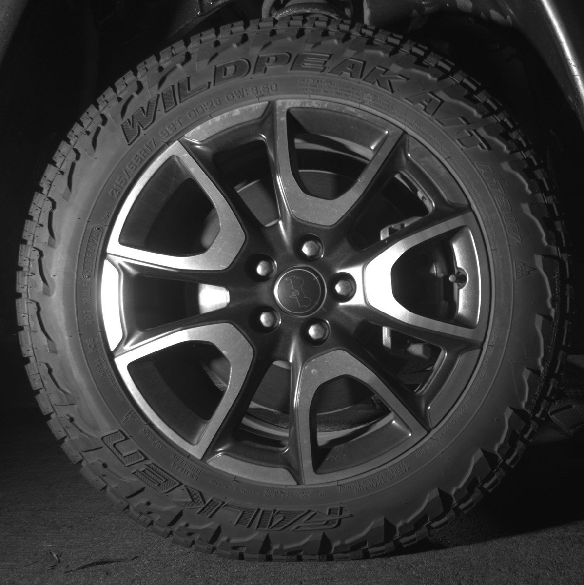 Used 2025 Jeep Compass Trailhawk image 13