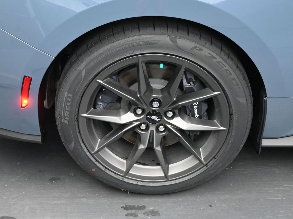 New 2025 Ford Mustang Dark Horse image 12