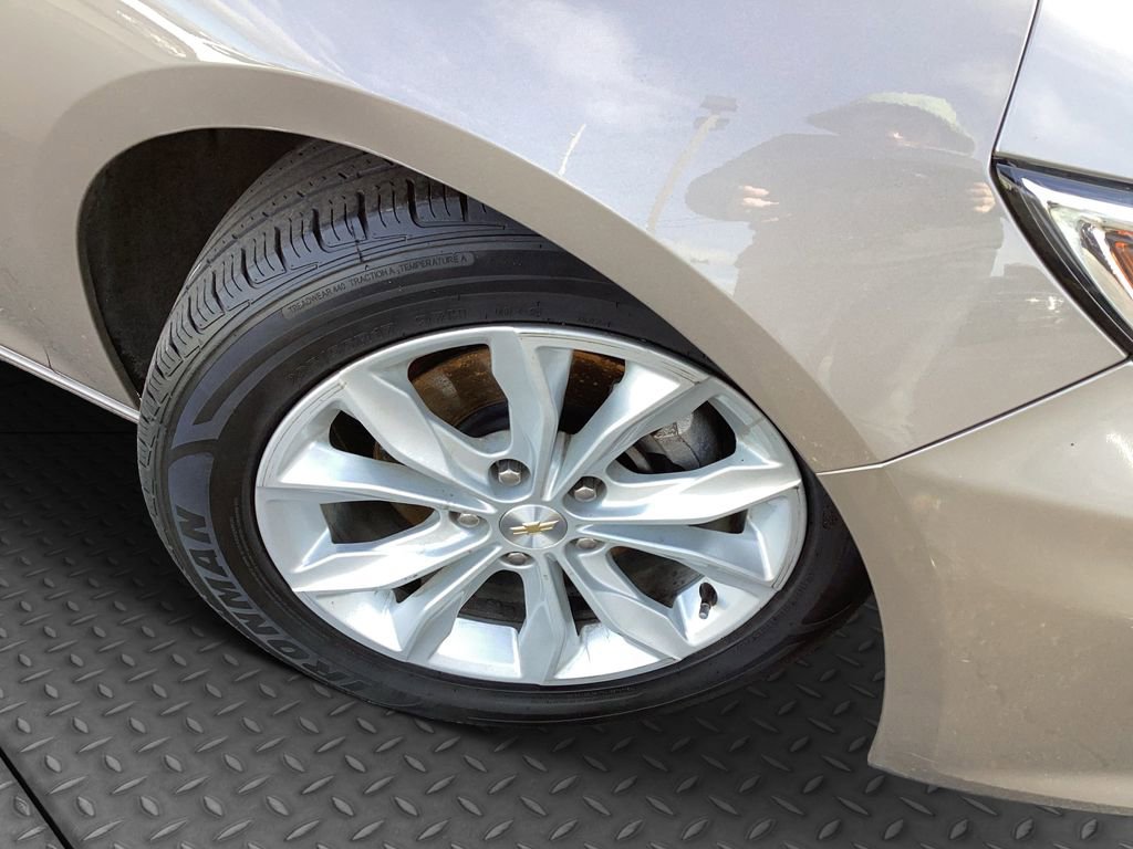 Used 2023 Chevrolet Malibu LT image 33