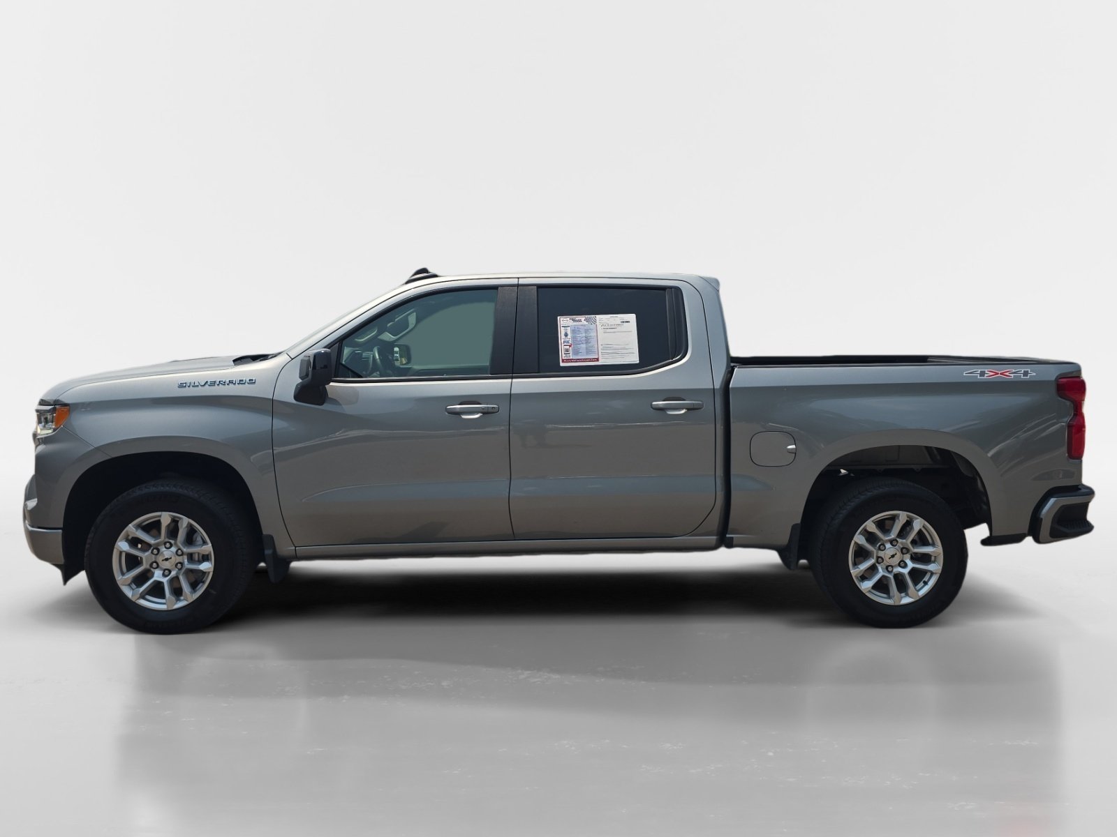 Used 2026 Chevrolet Silverado 1500 RST AWD/4WD image 2