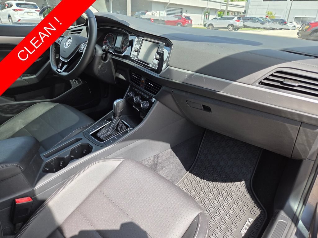 Used 2021 Volkswagen Jetta SE FWD image 13
