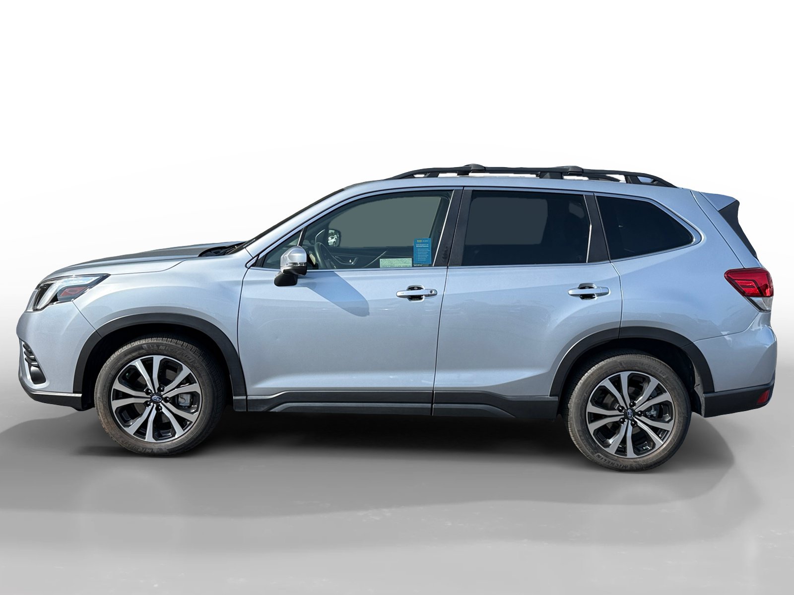 Used 2023 Subaru Forester Limited AWD/4WD image 2