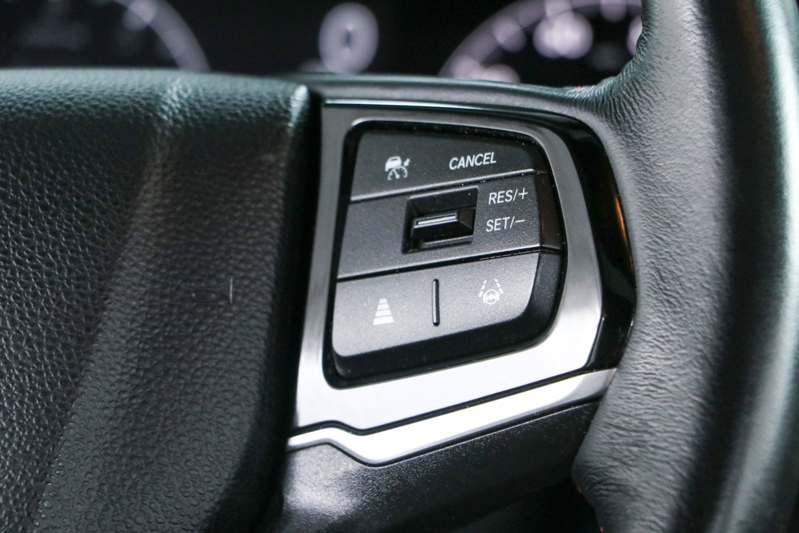 Used 2025 Honda Odyssey Sport-L image 14