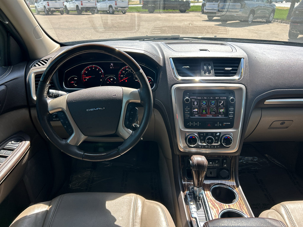 Used 2015 GMC Acadia Denali image 13