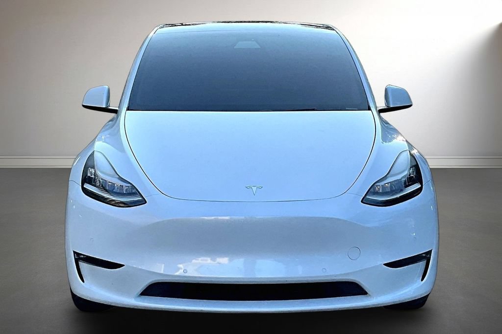Used 2021 Tesla Model Y Long Range AWD/4WD image 2