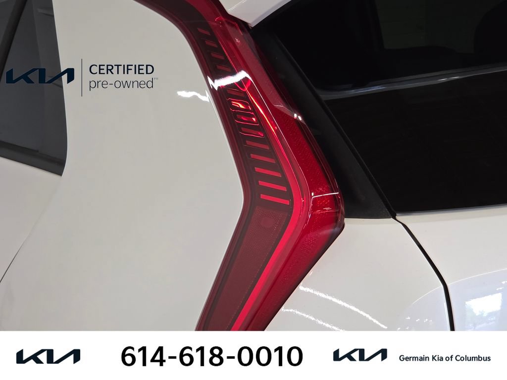 Certified 2023 Kia Niro Wind w/ Wind Preserve Package FWD image 15
