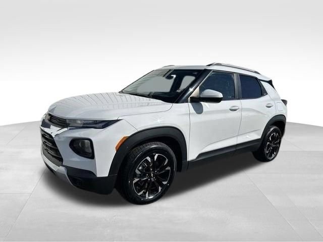 Used 2021 Chevrolet TrailBlazer LT FWD image 3