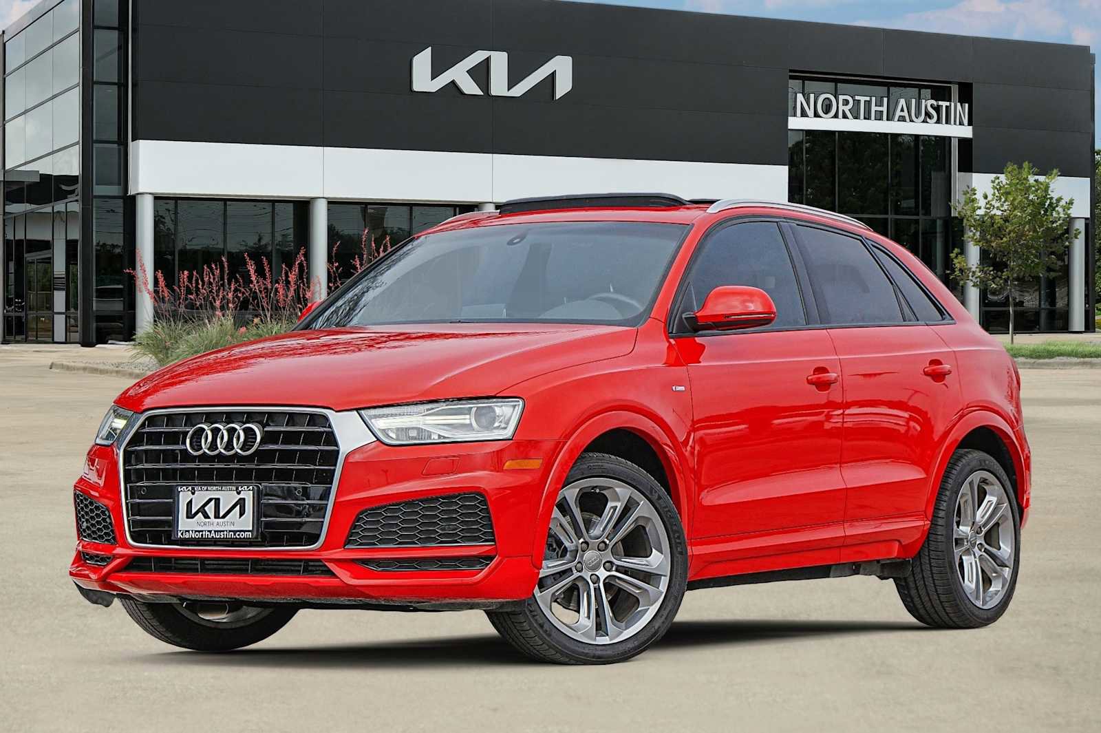 Used 2018 Audi Q3 2.0T Premium image 1
