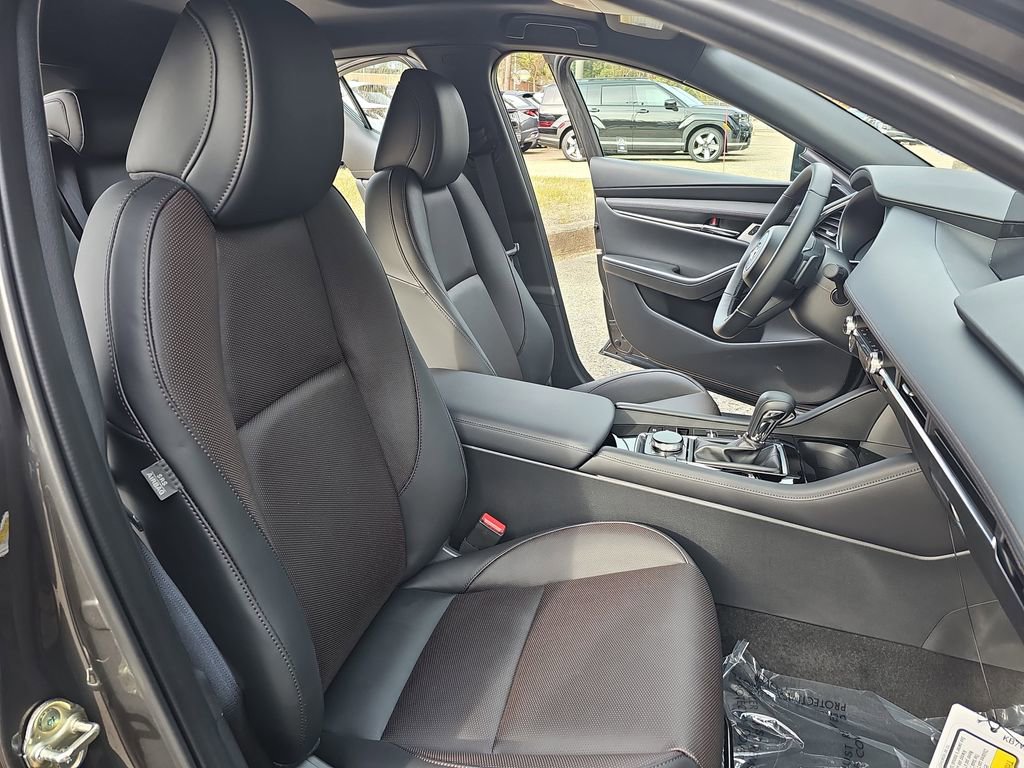 New 2026 MAZDA MAZDA3 Hatchback w/ Appearance Package image 10