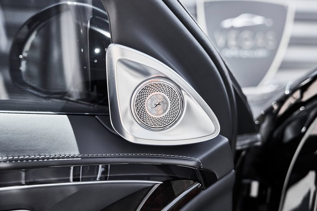 Used 2023 Mercedes-Benz Maybach S 680 4MATIC image 37